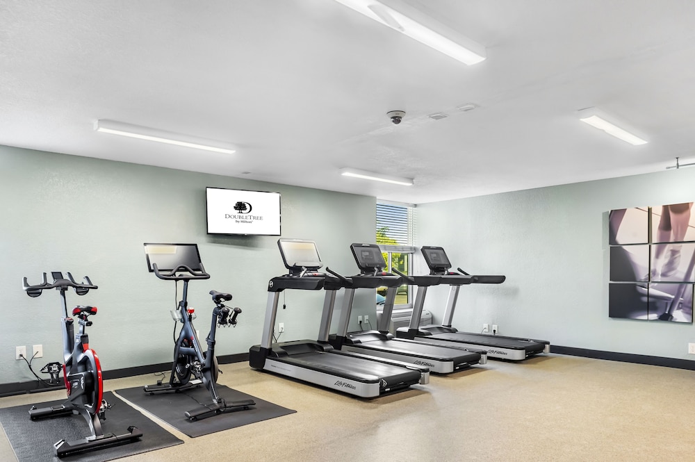 DoubleTree by Hilton Roseville Minneapolis - photo 28