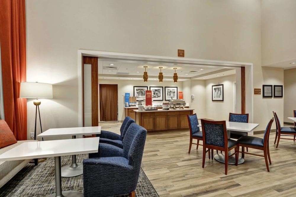 Hampton Inn & Suites Tucson Marana - photo 32