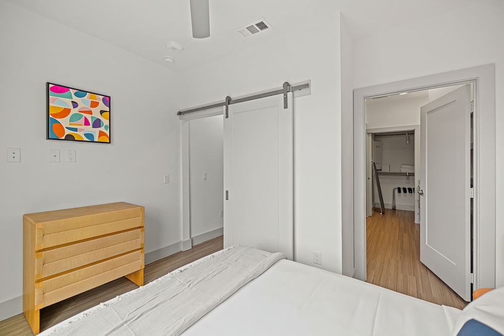Placemakr Downtown Austin - photo 26