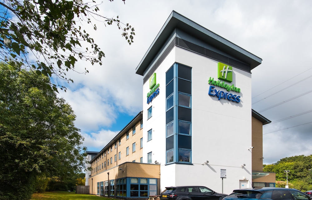 Holiday Inn Express Swindon West By Ihg — Swindon