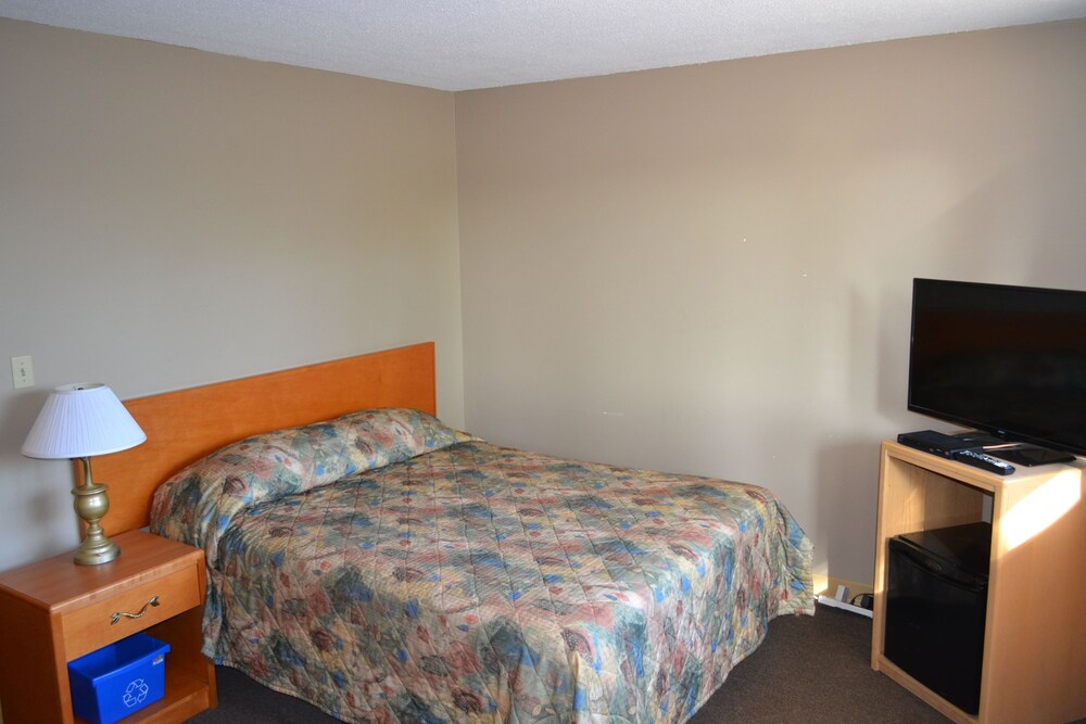 Ross Inn Motel — Lanigan
