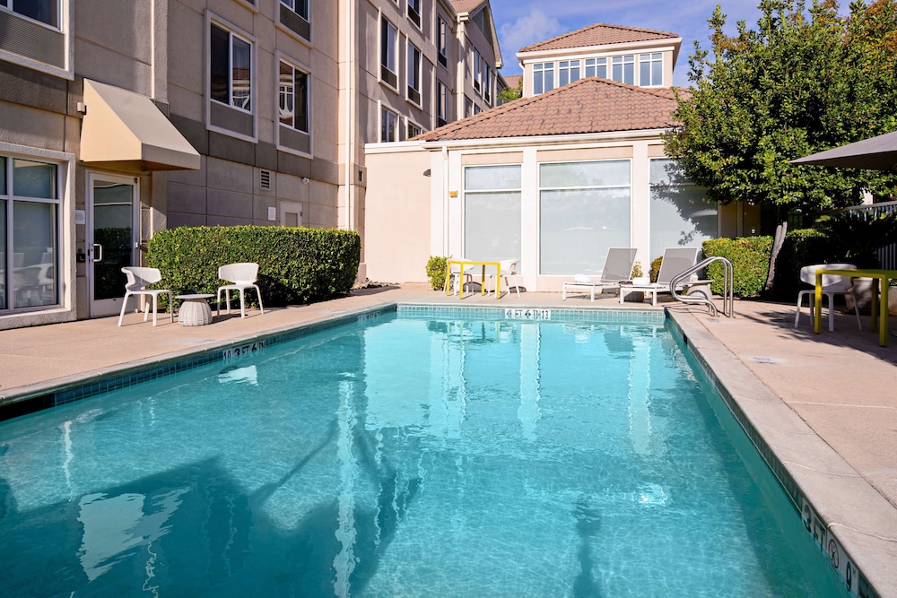 Hilton Garden Inn Folsom - photo 34