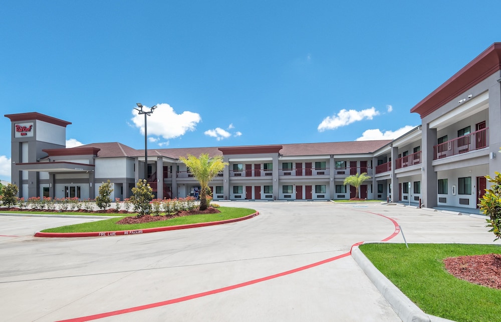 Red Roof Inn Baytown - photo 34