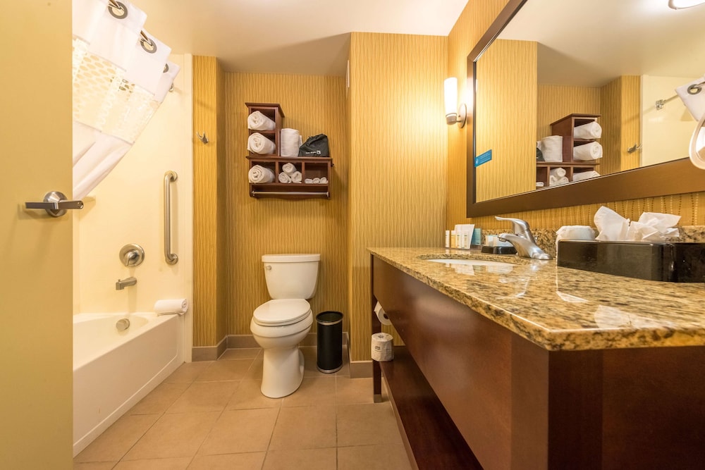 Hampton Inn & Suites Boulder North - photo 24