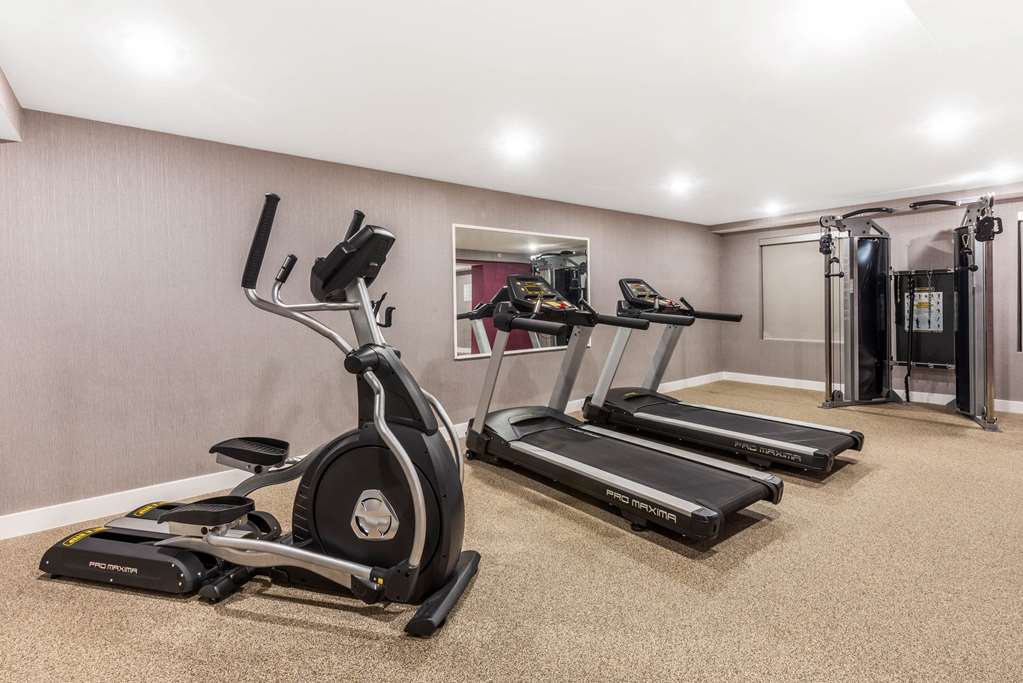 La Quinta Inn & Suites by Wyndham Aberdeen APG - photo 7