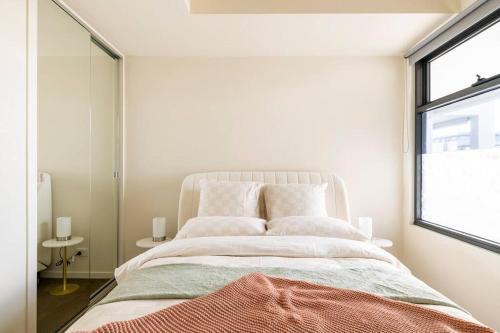 Beachside Flat with Free Parking — 4-Star Luxury Hotel in Melbourne, Australia