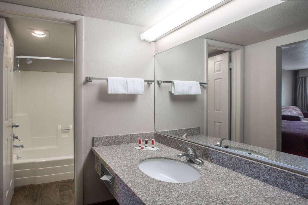 Days Inn Provo - photo 17