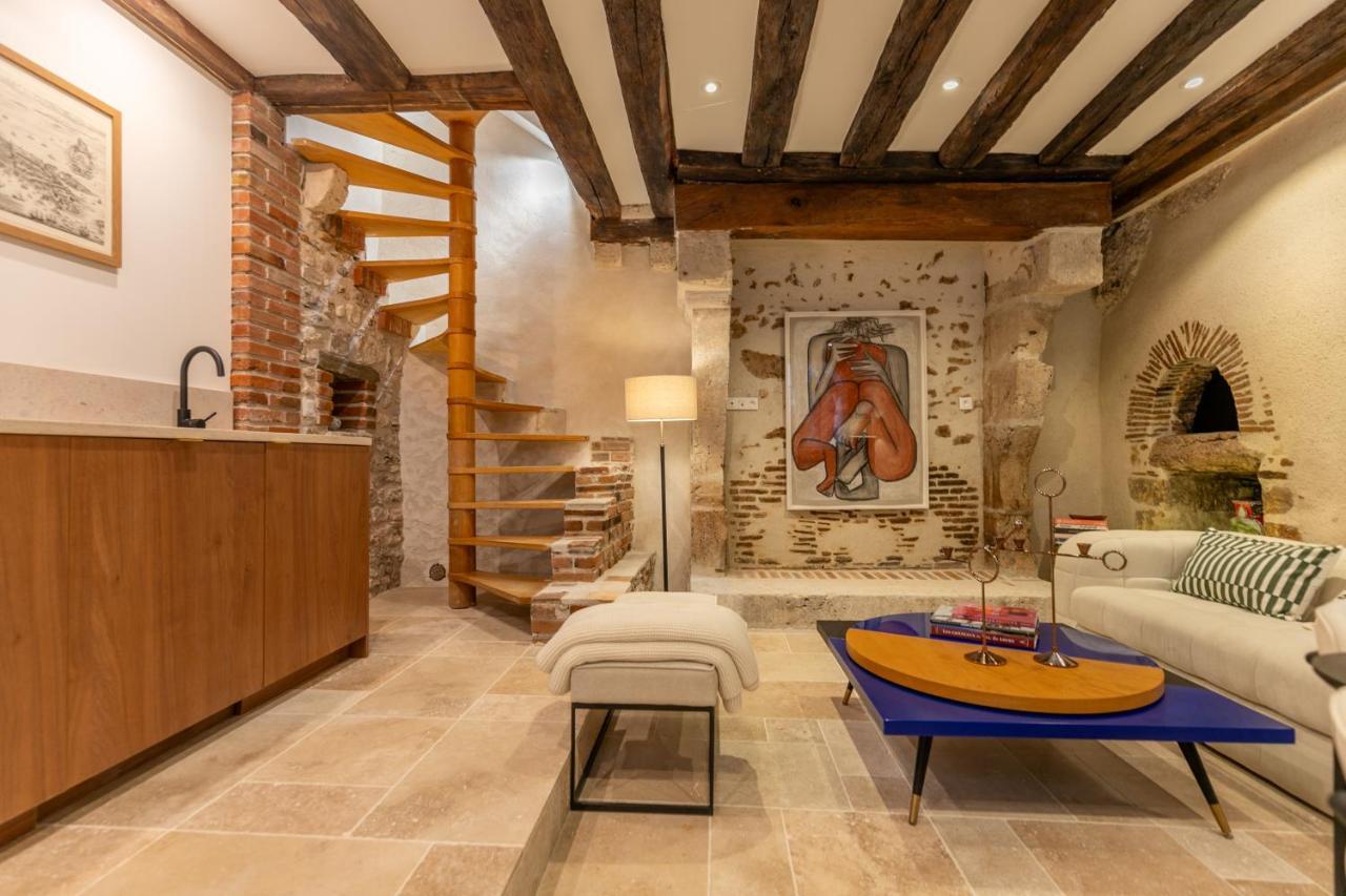 L'ecrin Sous Le Chateau Sauna Et Raffinement Classe 4 Etoiles — 5-Star Luxury Hotel in Blois, France