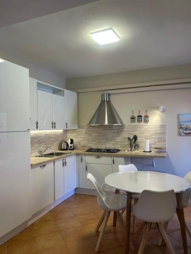 Casa Fiorella Vista Mare — 4-Star Luxury Hotel in Palau, Italy