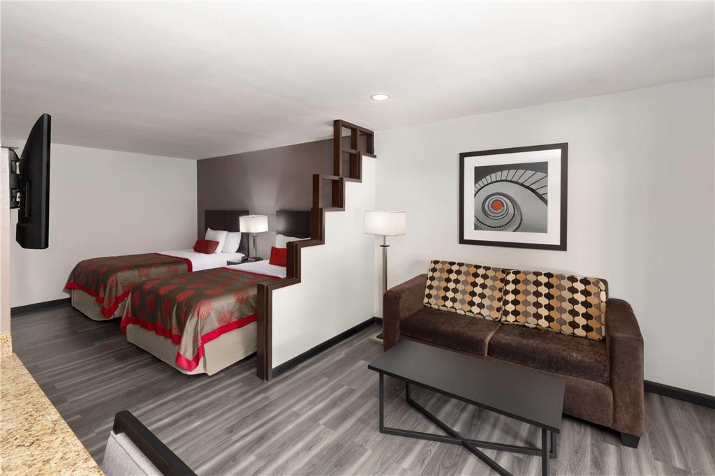 Ramada by Wyndham El Paso - photo 18