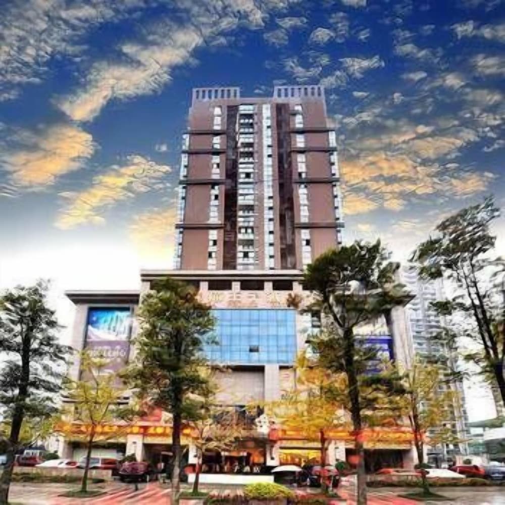 Panda Prince Hotel - carbon neutral hotel in Suining
