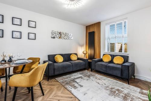 Parkside 2 bedroom house near Dunfermline & Edinburgh — 4-Star Luxury Hotel in Dunfermline, United Kingdom