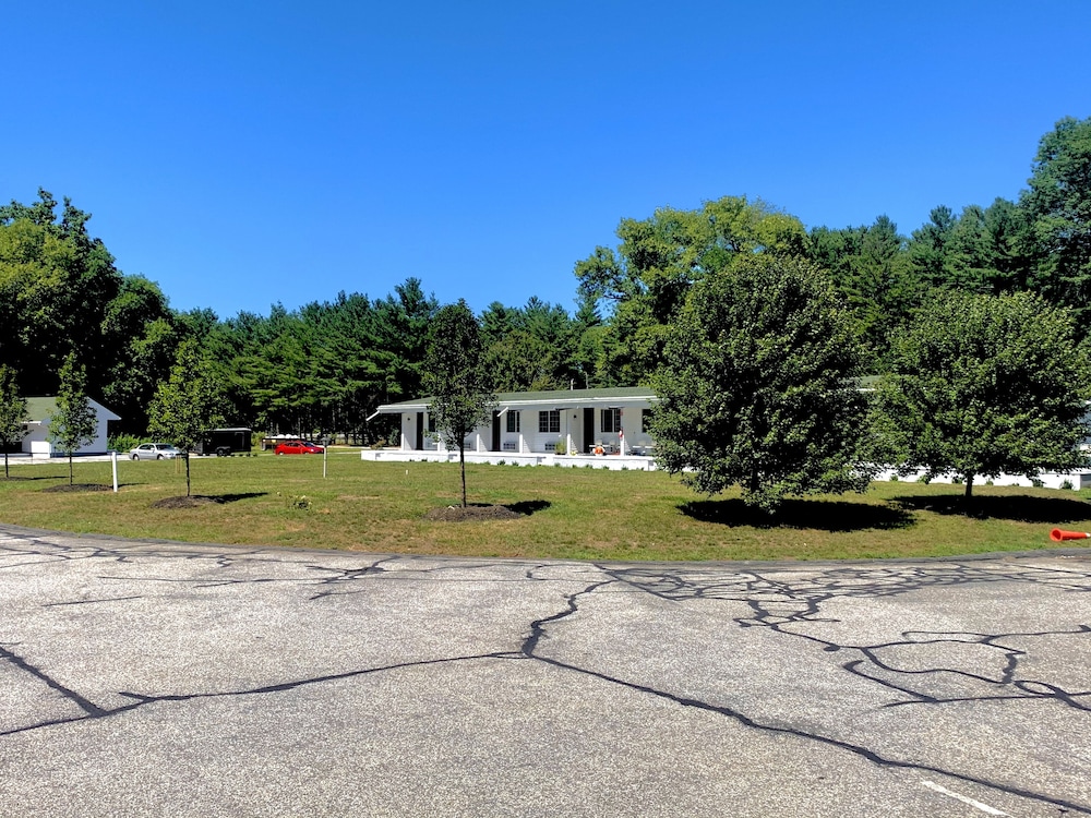 The Minuteman Inn - photo 28