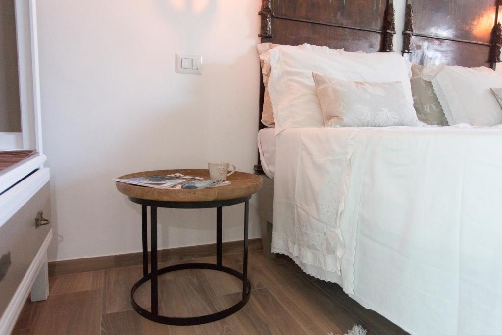 Casa Pompelmo — 4-Star Luxury Hotel in Lipari, Italy
