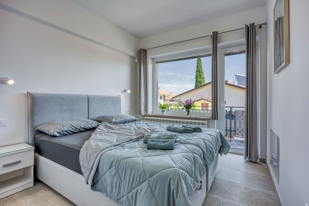 Apartment Smode With Bayview — 4-Star Luxury Hotel in Koper, Slovenia