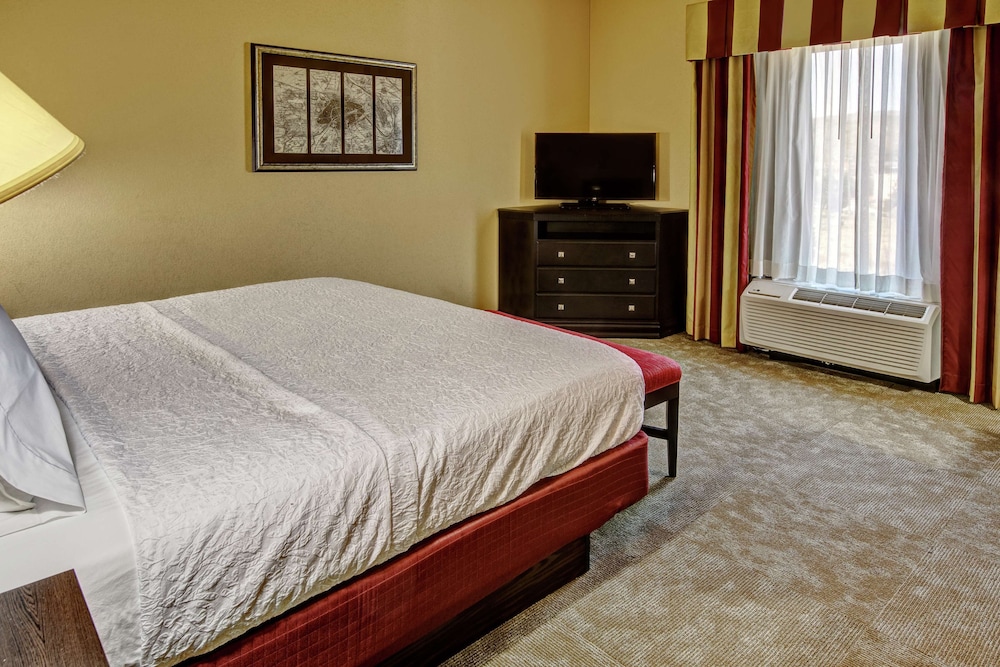 Hampton Inn Jacksonville Anniston Area - photo 20