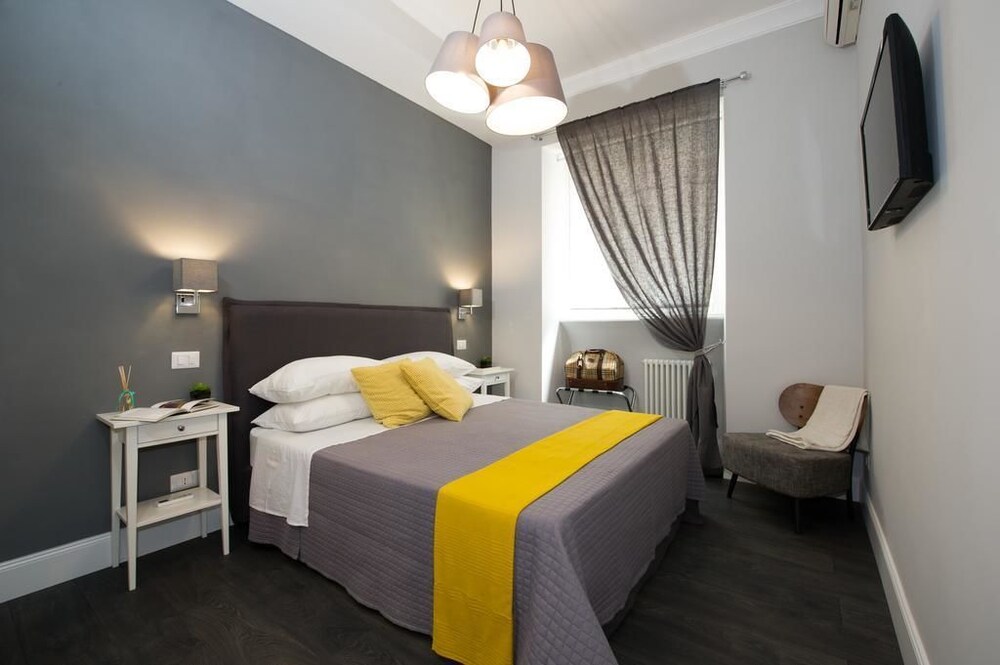 Borghetto Cavalleggeri - last minute hotel in Rome