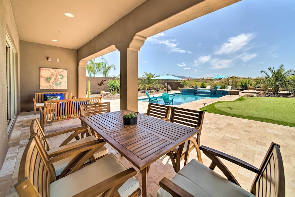 Resort Style Pool and Spa Upscale Goodyear Home - photo 23
