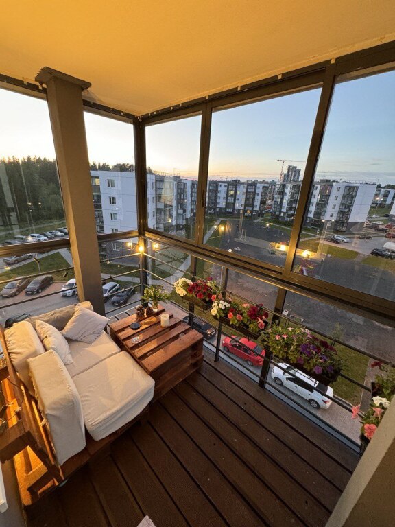 Uyutnaya Studiya White Room v PtzHome Flat in Petrozavodsk, Russia