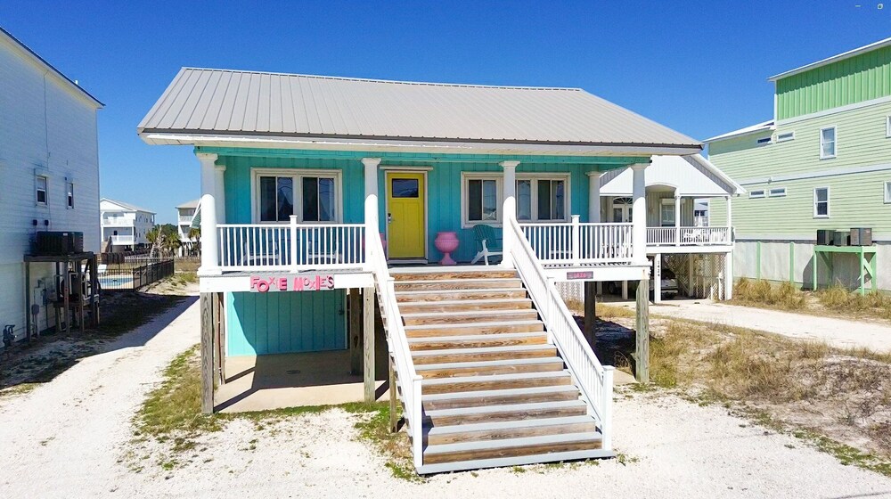 Charming 3br 2ba Boho Beach Cottage in Gulf Shores — 4-Star Luxury Hotel in Gulf Shores, United States