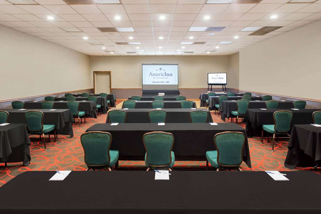 AmericInn by Wyndham Janesville - photo 36