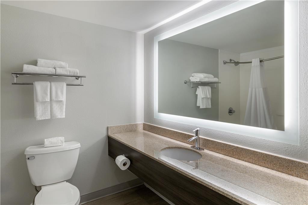 Best Western Hickory - photo 28