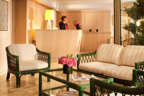 Au Pacific Hotel - last minute hotel in Paris