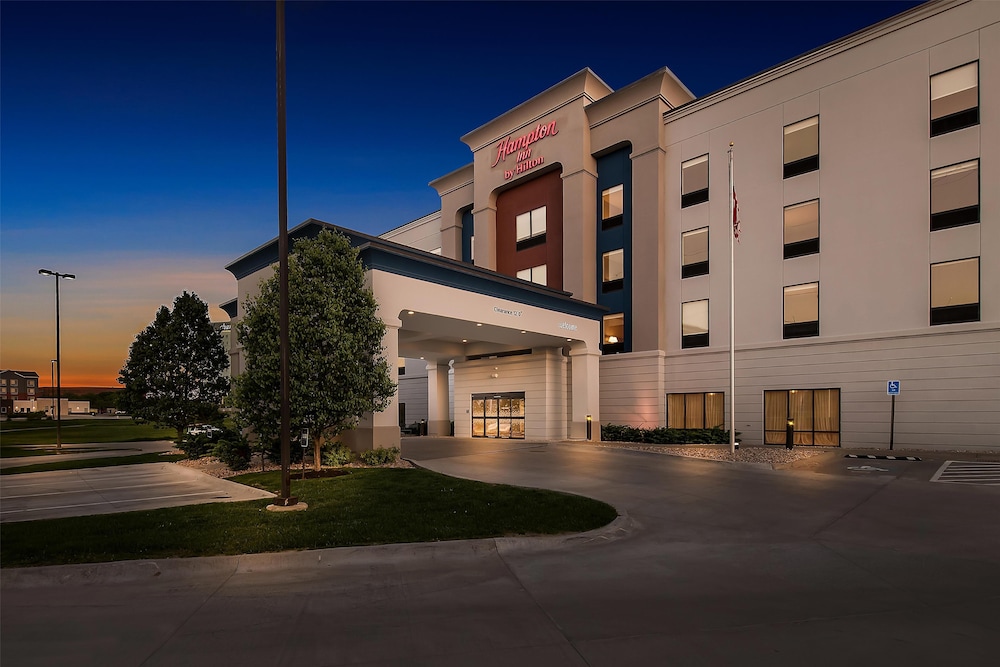 Hampton Inn Omaha West Dodge Road - photo 34