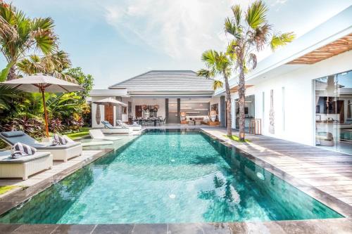 Amazing 4Br modern villa 400m to the beach — 4-Star Luxury Hotel in Canggu, Indonesia