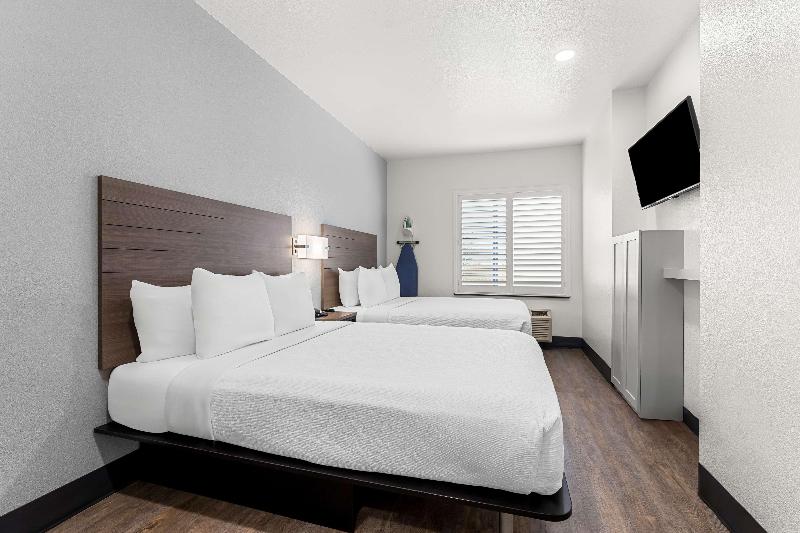 SureStay by Best Western Livingston Merced County - photo 18