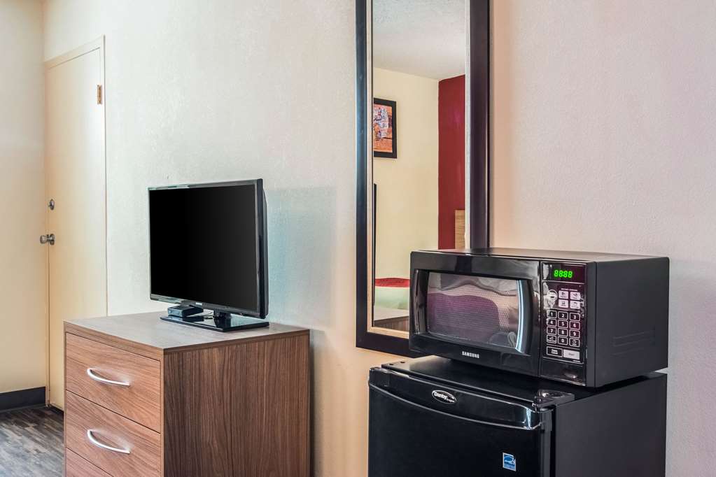 Econo Lodge Fort Payne - photo 9