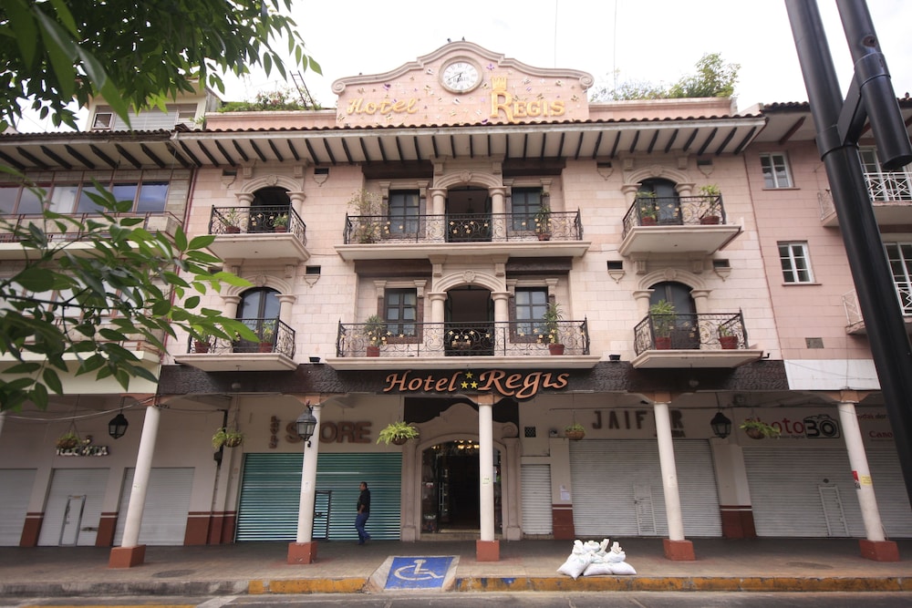 Hotel Regis — hotel in Uruapan