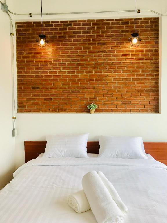 Joy Hotel - last minute hotel in Prachuap Khiri Khan