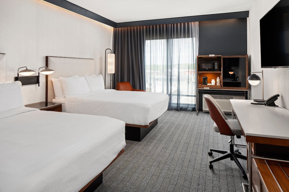 Courtyard by Marriott Owatonna Downtown - photo 3