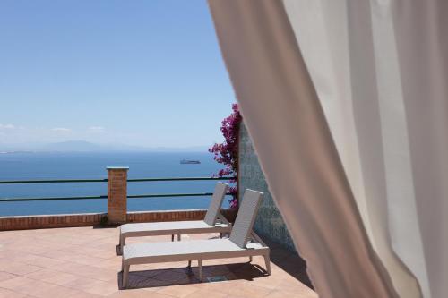 Starhost Albarosa seaview terrace and parking in Vietri Sul Mare, Italy