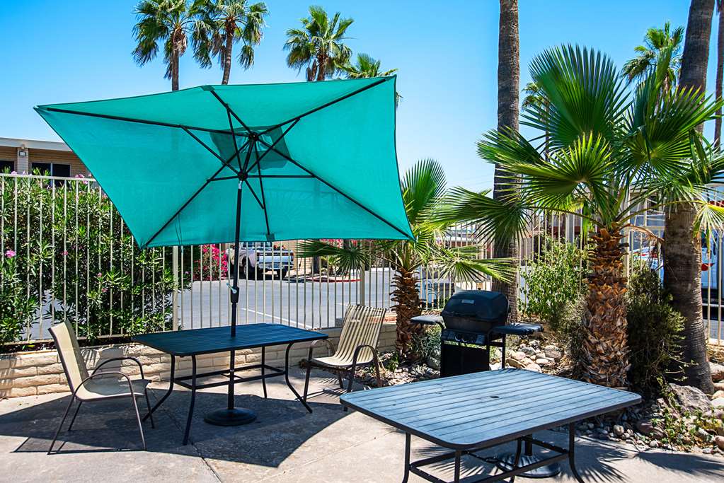 Quality Inn & Suites Phoenix NW Sun City - photo 28