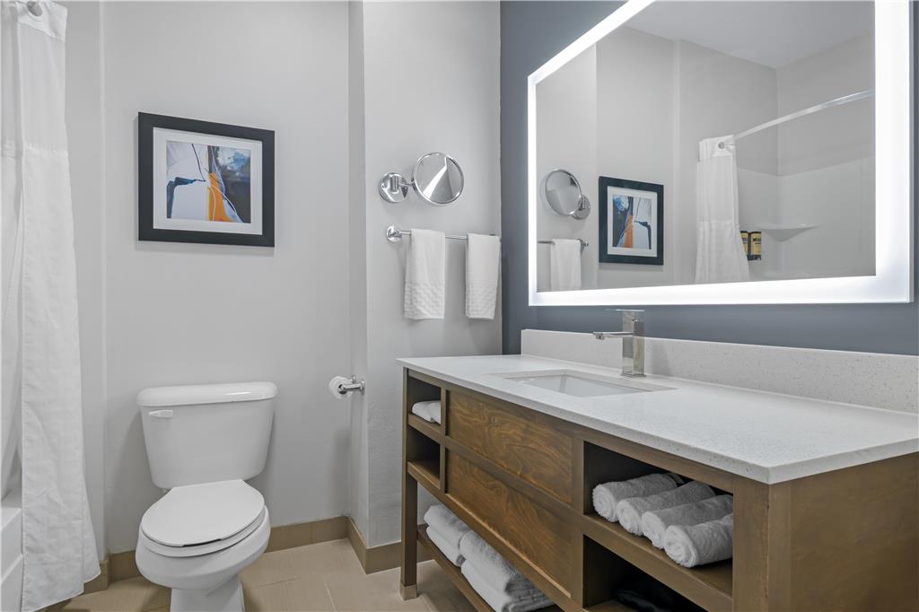 Best Western Plus Washington Hotel - photo 35