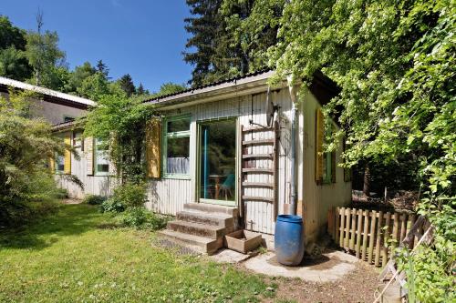 Ferienhaus beim Alenbrunnen — hotel in Munsingen