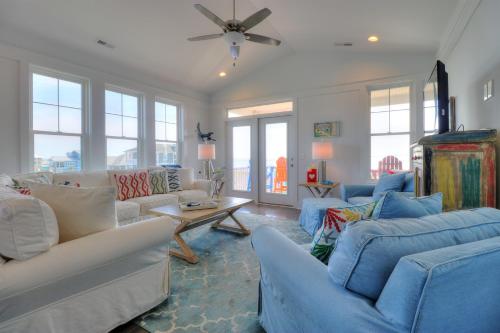 Seabatical by Carolina Beach Realty — 4-Star Luxury Hotel in Carolina Beach, United States