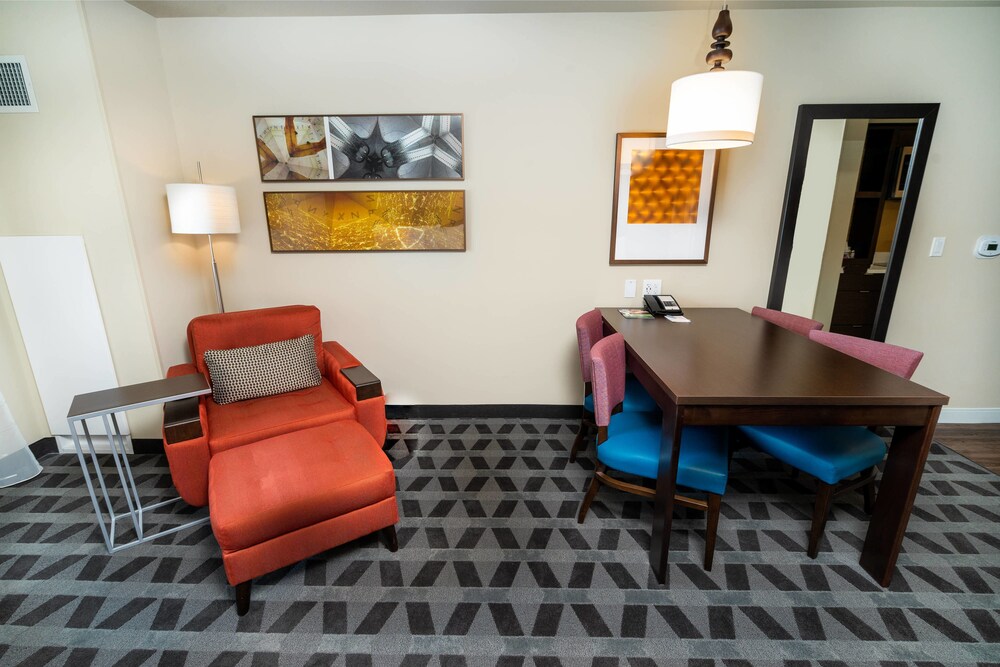 TownePlace Suites By Marriott Las Vegas Stadium District - photo 18