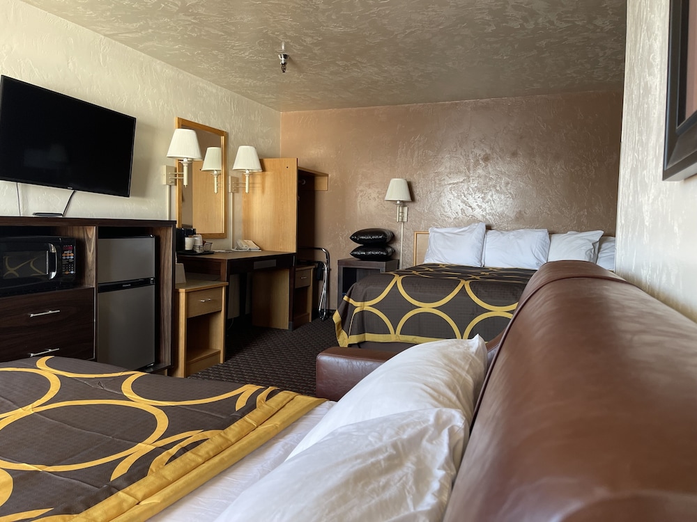 Super 8 by Wyndham Ketchikan - photo 14