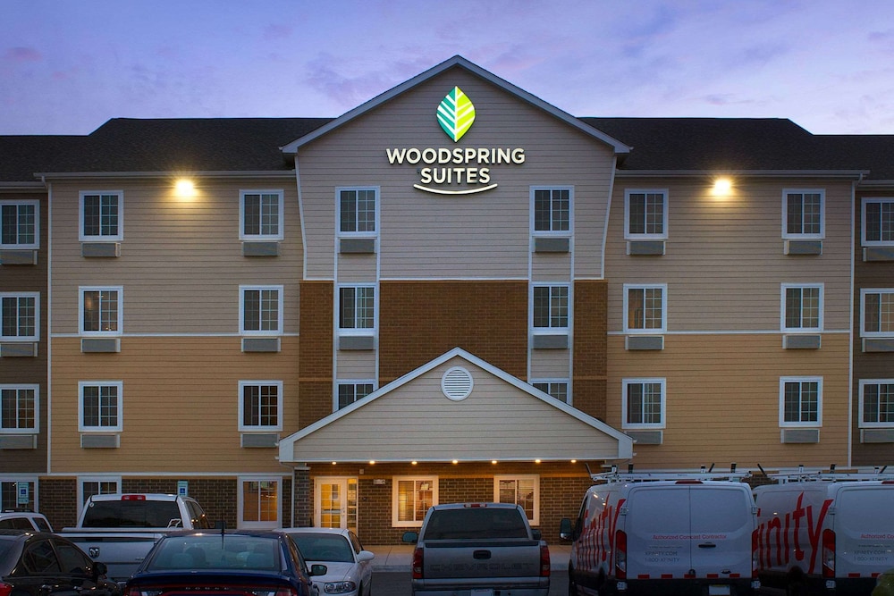 WoodSpring Suites Chicago Romeoville - photo 20
