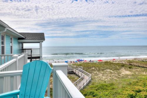 Sands V A3 by Carolina Beach Realty — 4-Star Luxury Hotel in Carolina Beach, United States