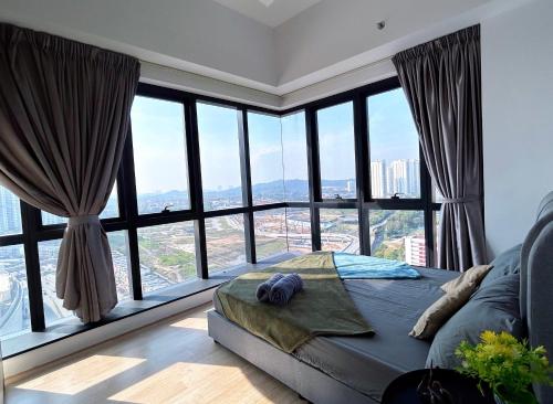 FREE Parking Revo 2Room Rooftop Pool L21 — 4-Star Luxury Hotel in Kuala Lumpur, Malaysia