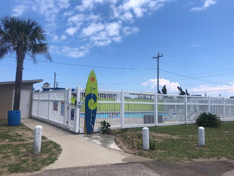 Swell Motel - photo 66