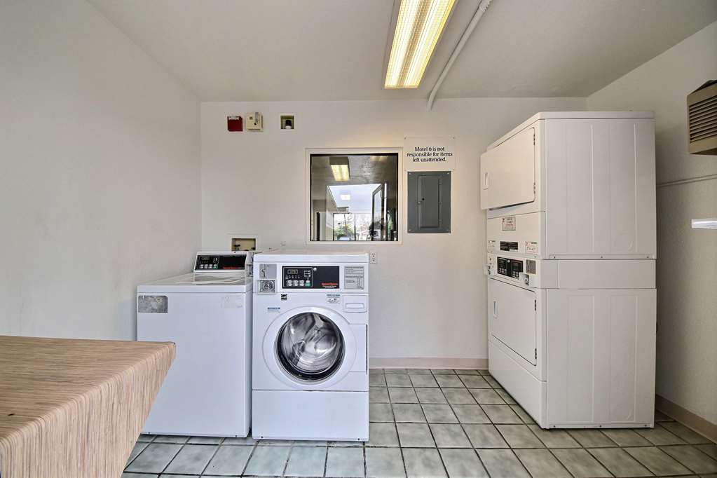 Motel 6 San Marcos TX - photo 32