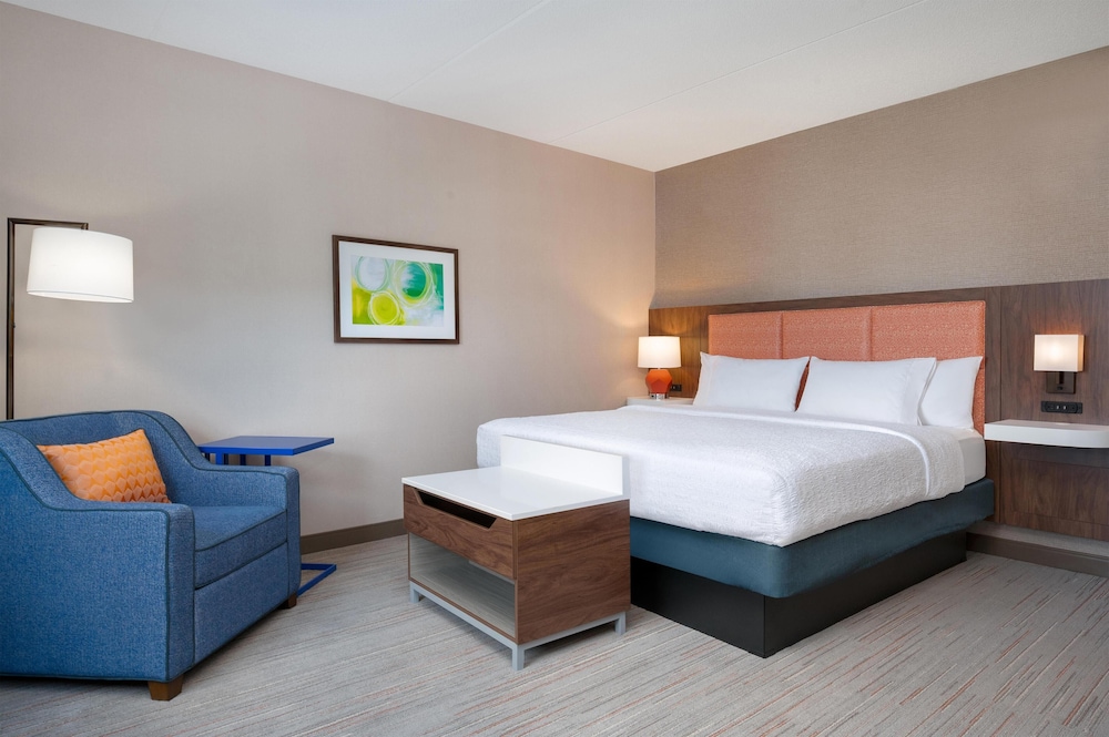 Hampton Inn & Suites Wilkes Barre Scranton - photo 8