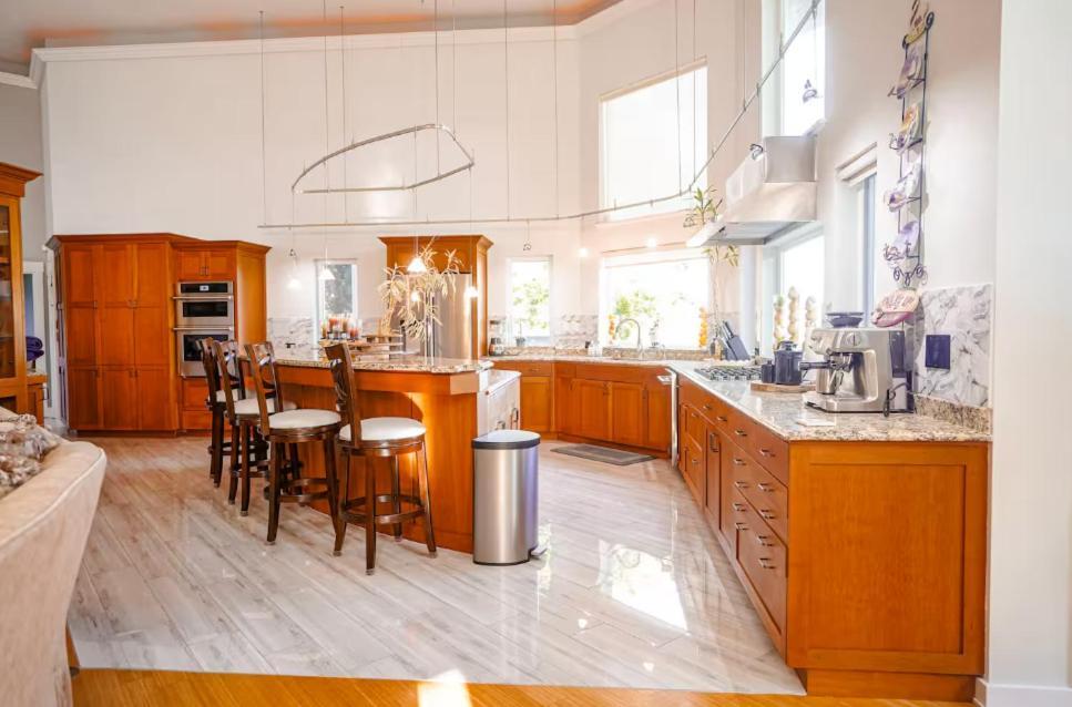 New Skagit Tulip Farm Estate 3 Beds 2 Baths — Mount Vernon