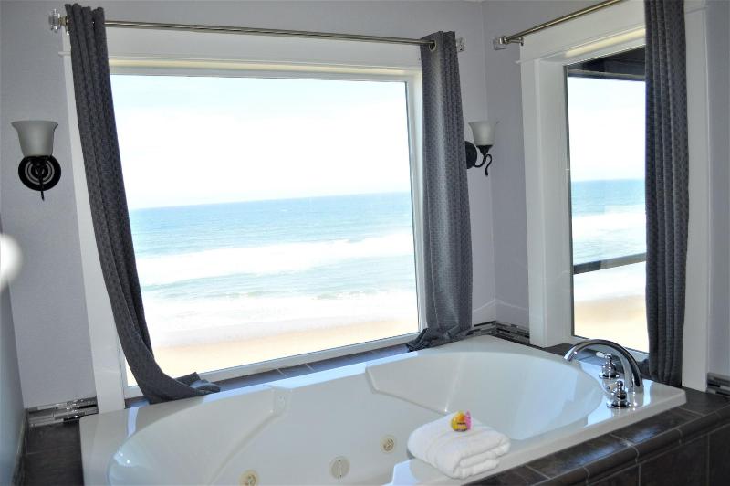 Starfish Manor Oceanfront Hotel - photo 36