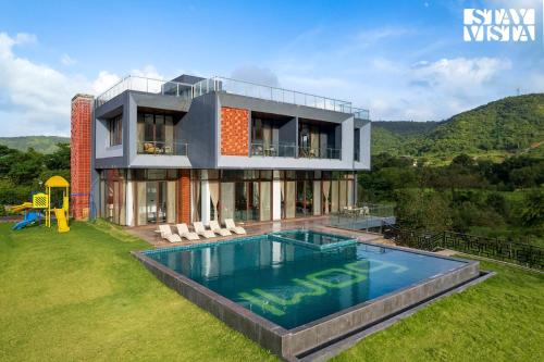 StayVista at The Glen with Private Pool Jacuzzi & BBQ in Lonavla, India
